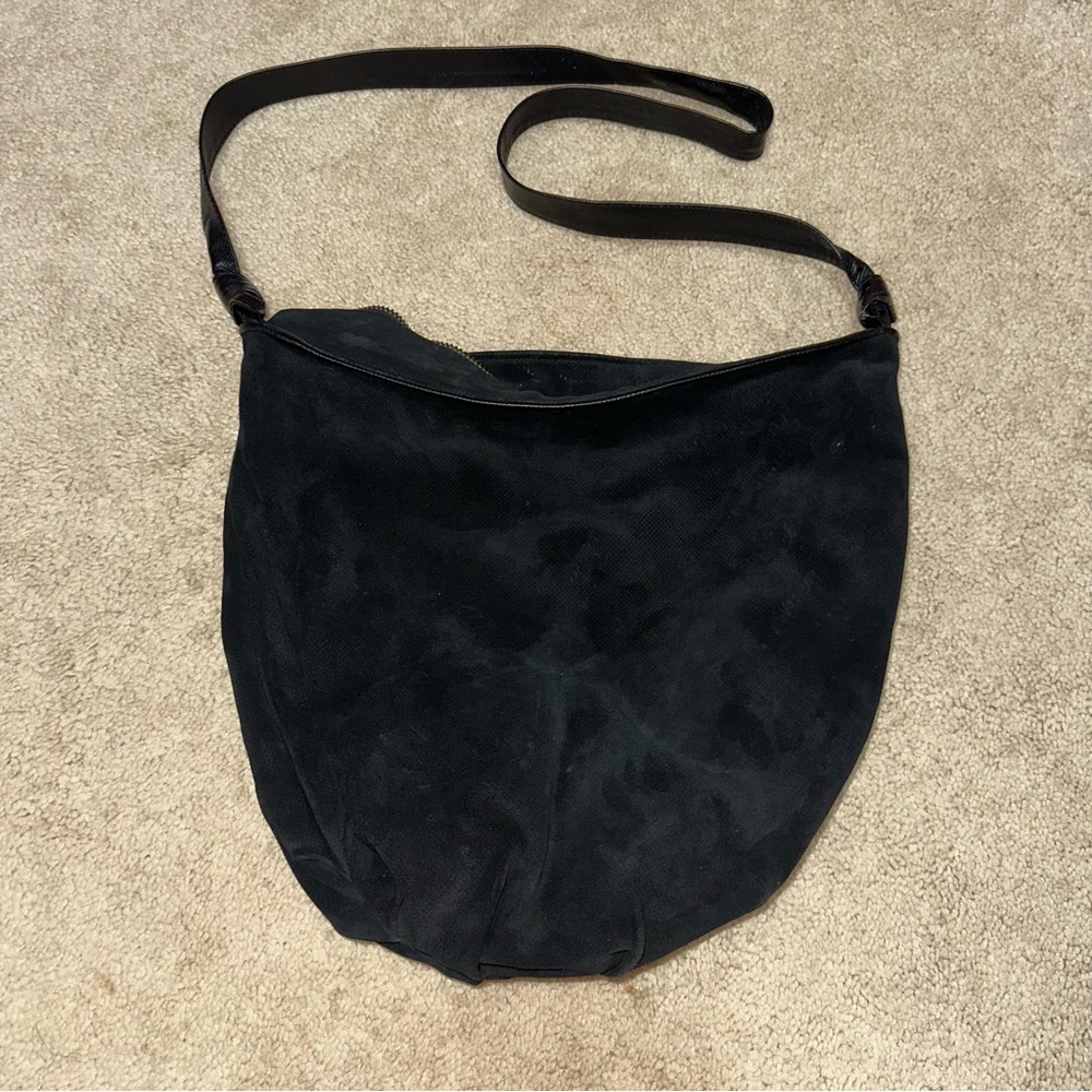 ✨BOGO 1/2 ✨ Rare Vintage Bottega Veneta suede handbag black - Picture 4 of 16